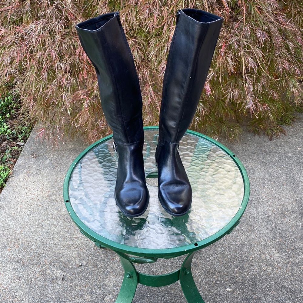 Nine West